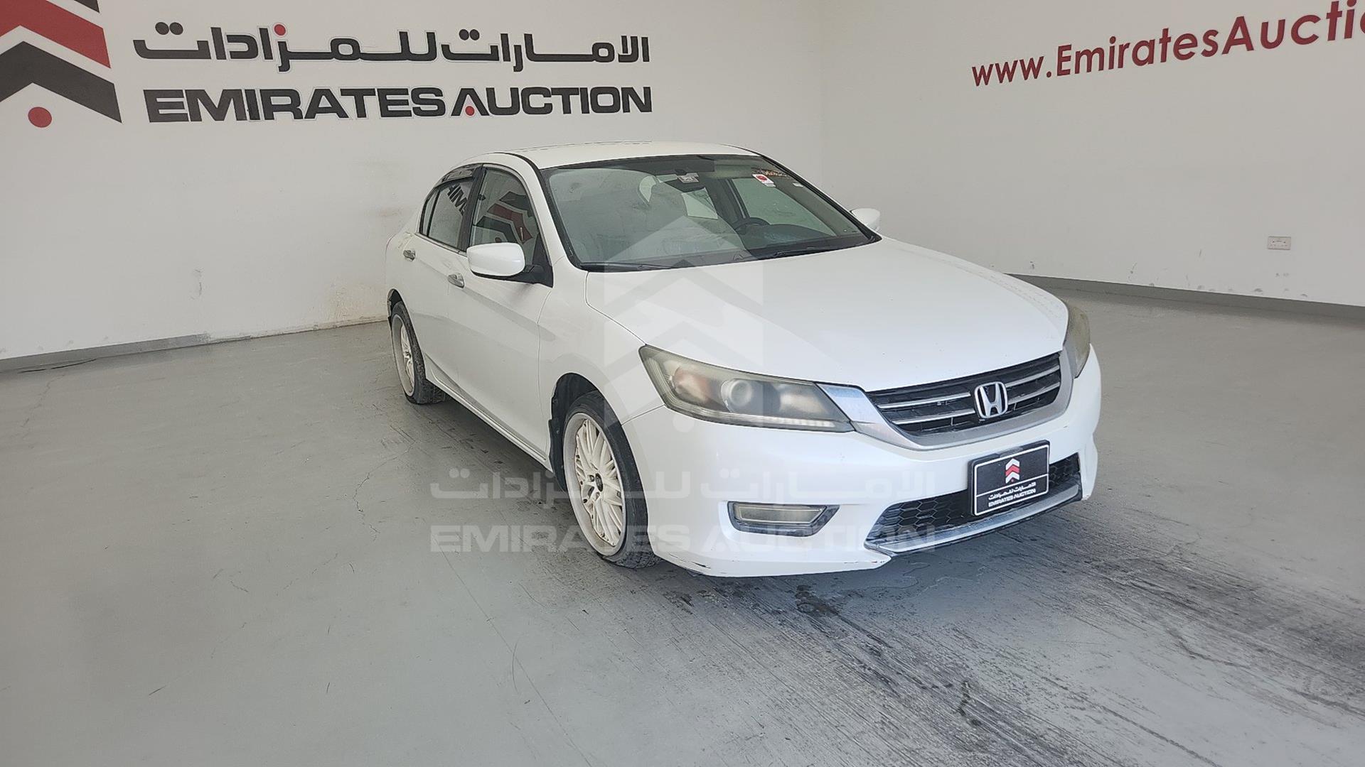 2013 HONDA ACCORD VIN: 1HGCR2F33DA245280