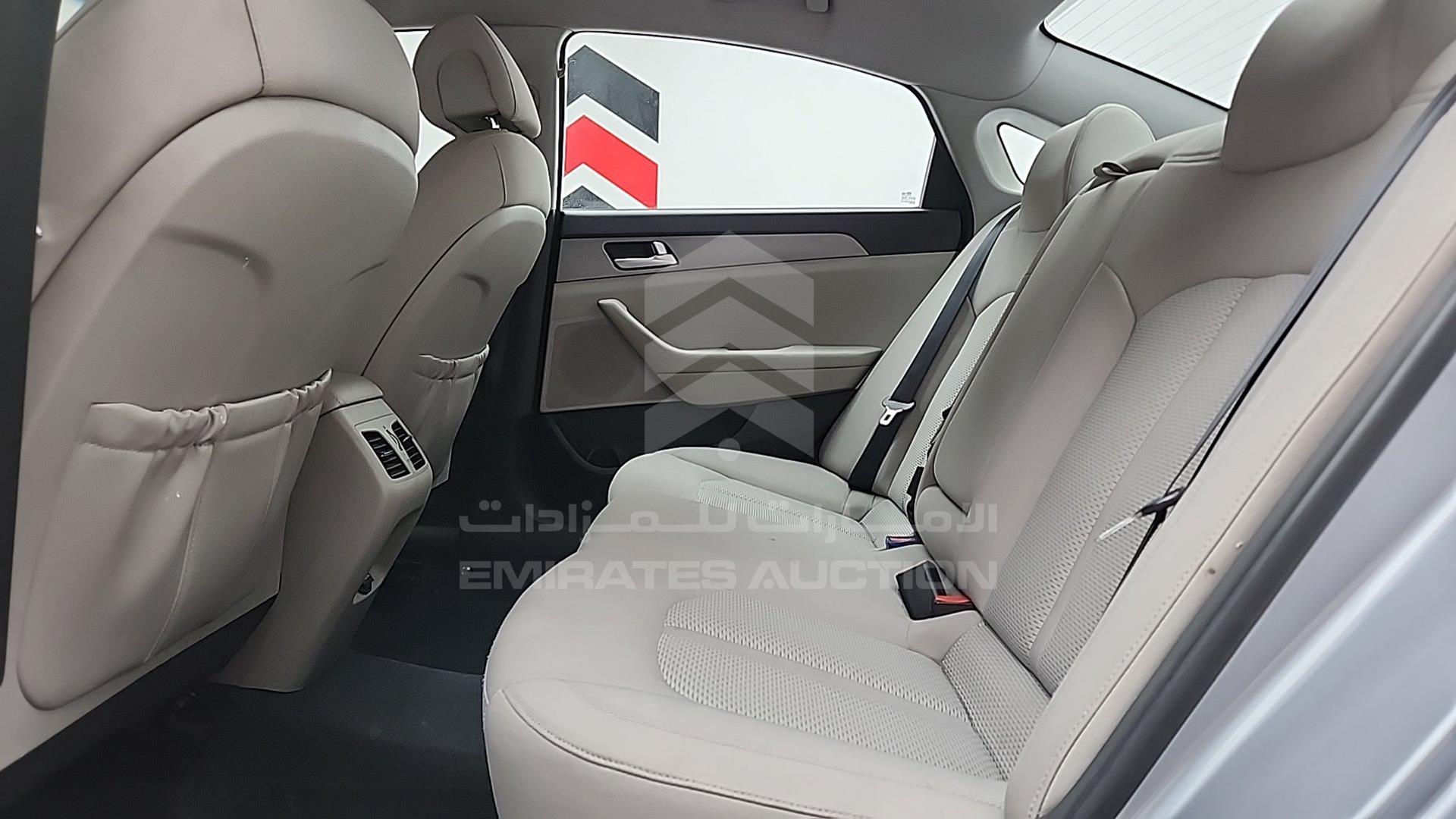 2015 HYUNDAI SONATA VIN: KMHE241G3FA055916