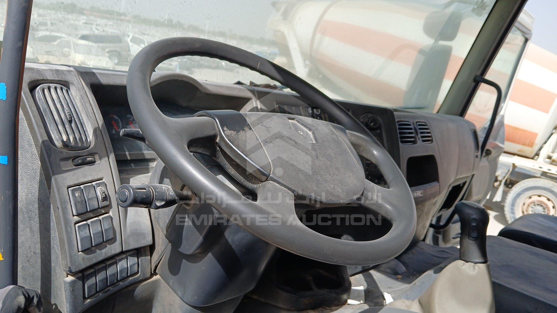 2007 RENAULT KERAX VIN: VF634DPA97D000713