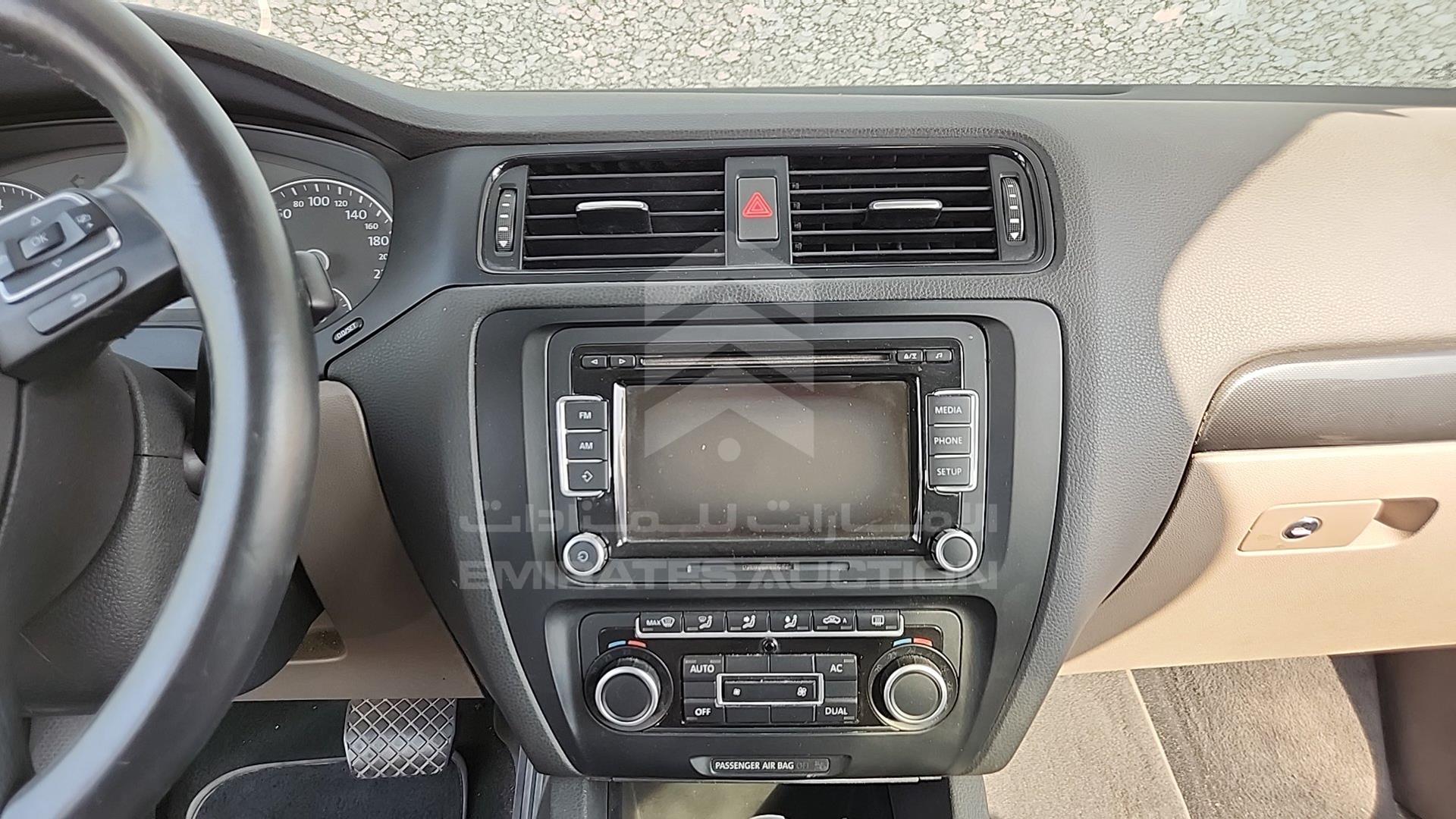 2012 VOLKSWAGEN JETTA VIN: WVWSV1164CM000647