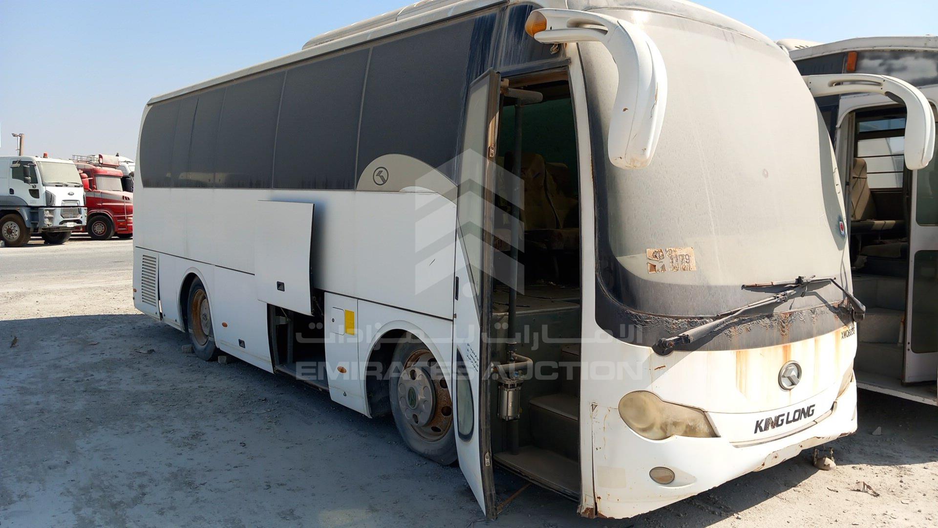 2010 KING LONG XMQ6858 VIN: LA6R1DS91AB200467