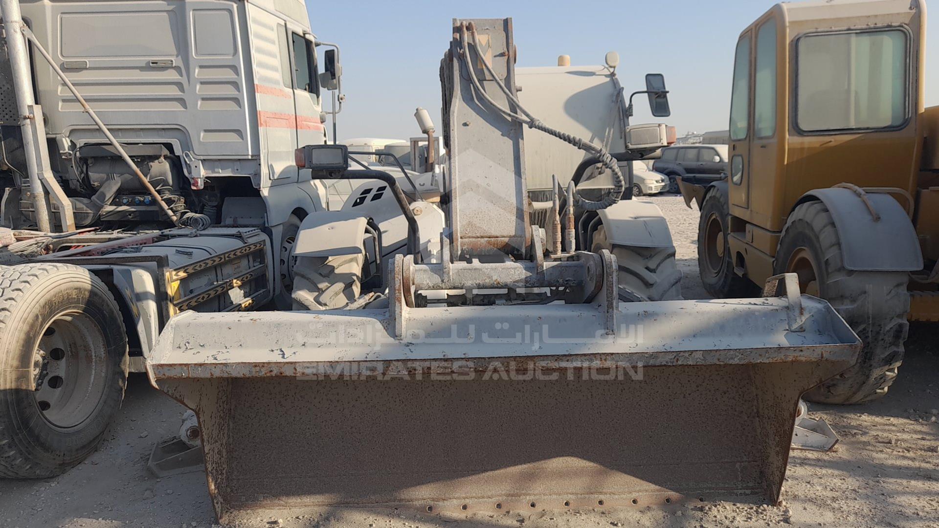 2007 NEW HOLLAND LM 1745 VIN: FNHNH17MN7HK37156