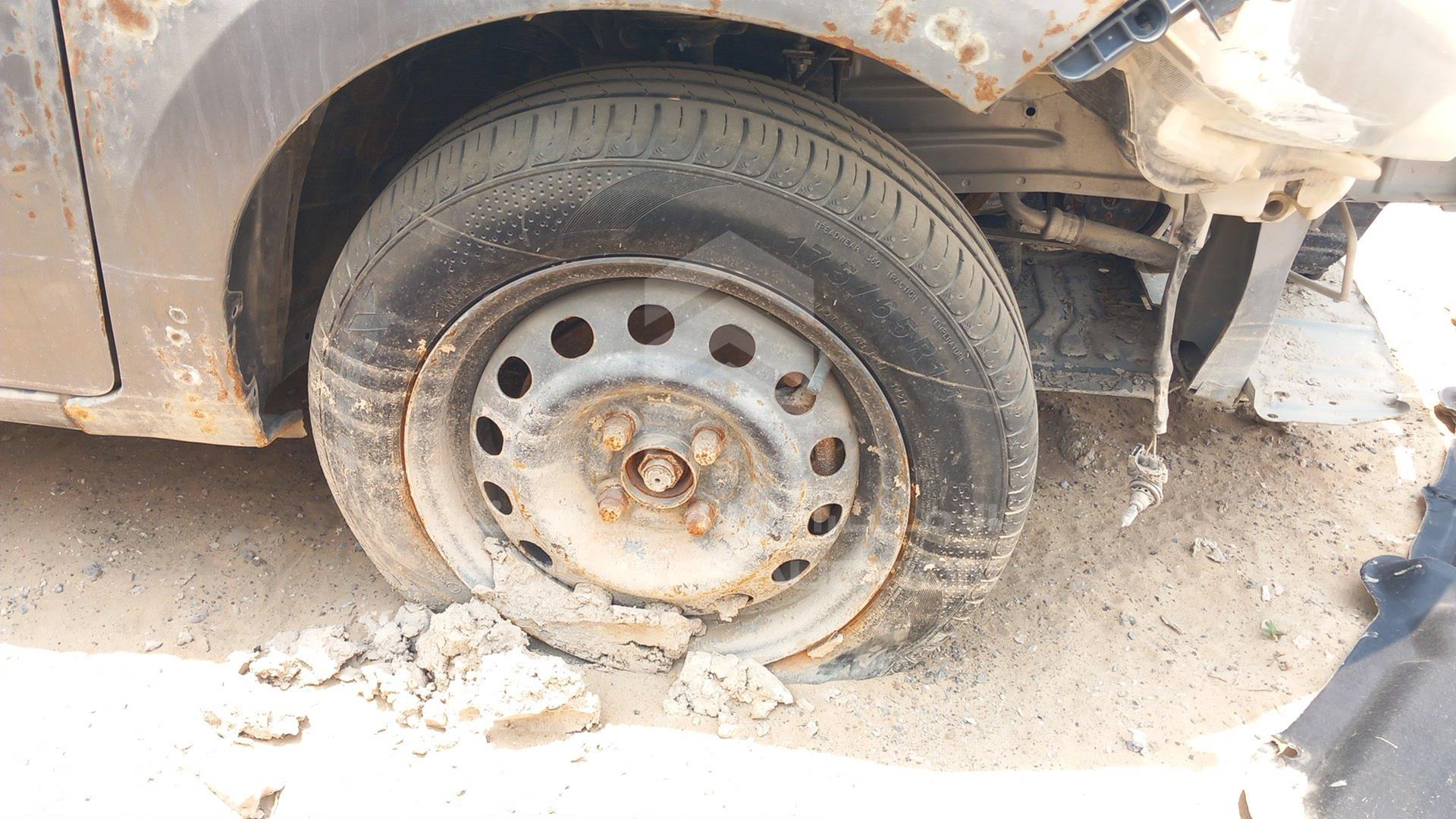 0 MITSUBISHI --- VIN: MMDAFT6J5MH008852