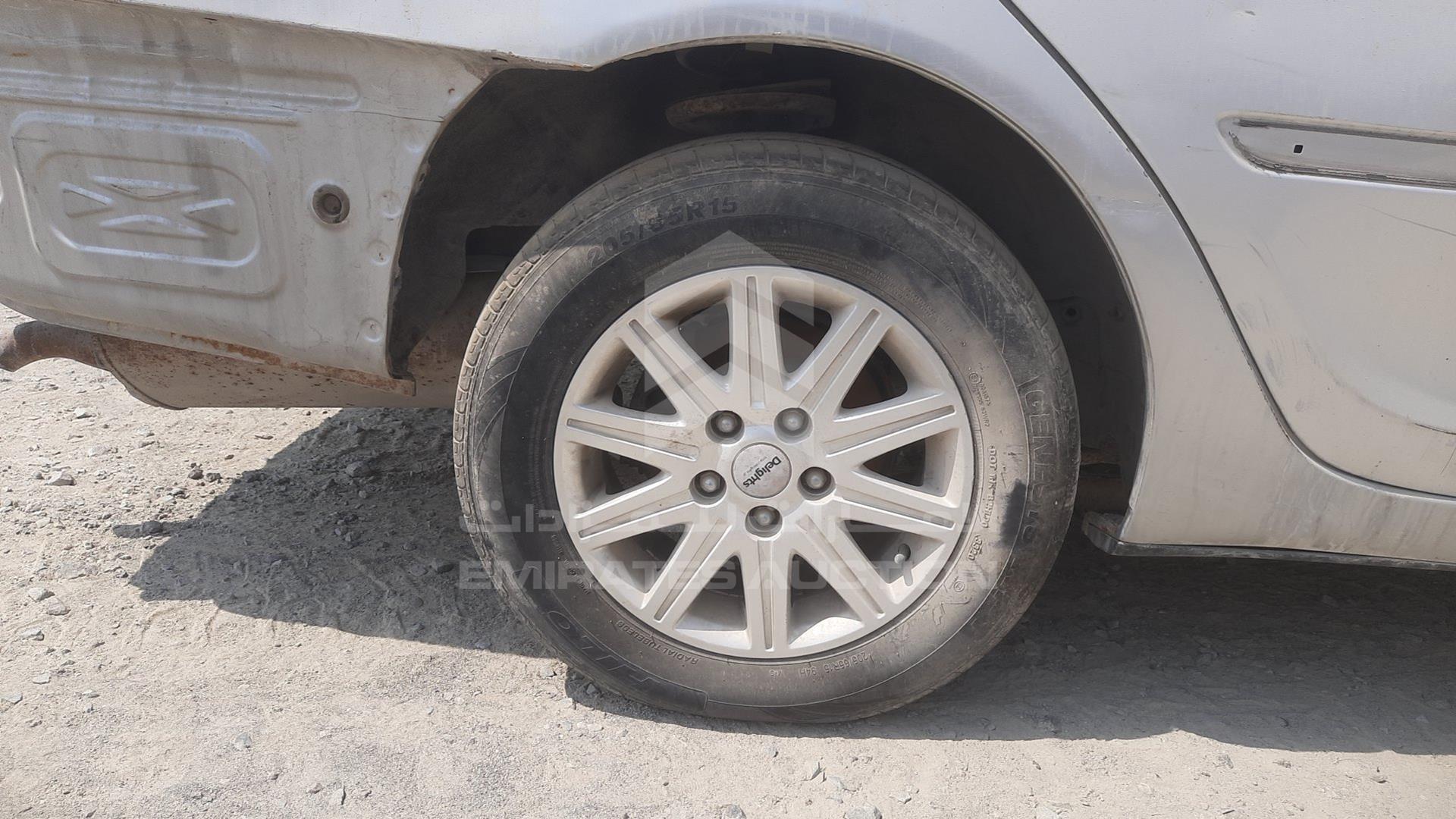 2004 TOYOTA CAMRY VIN: 6T1BE32K24X443001