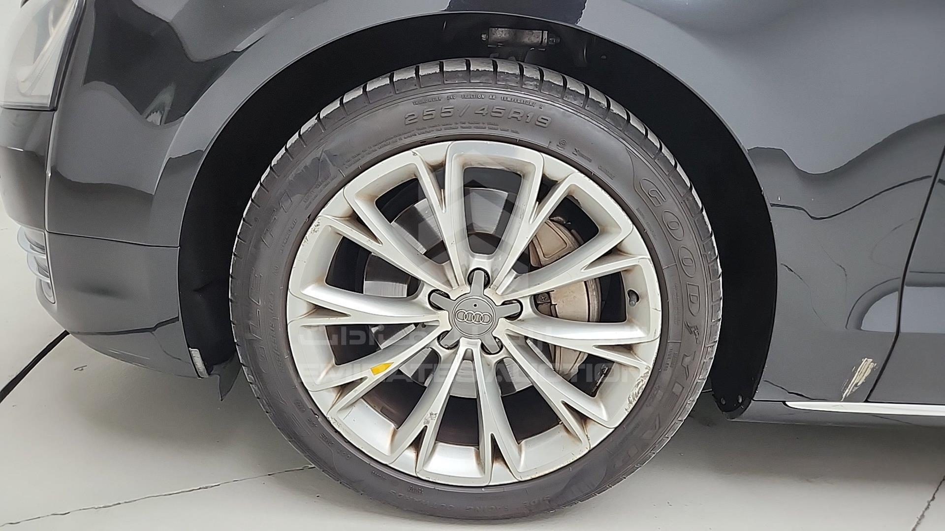 2014 AUDI A8 VIN: WAURGBFD4EN001216