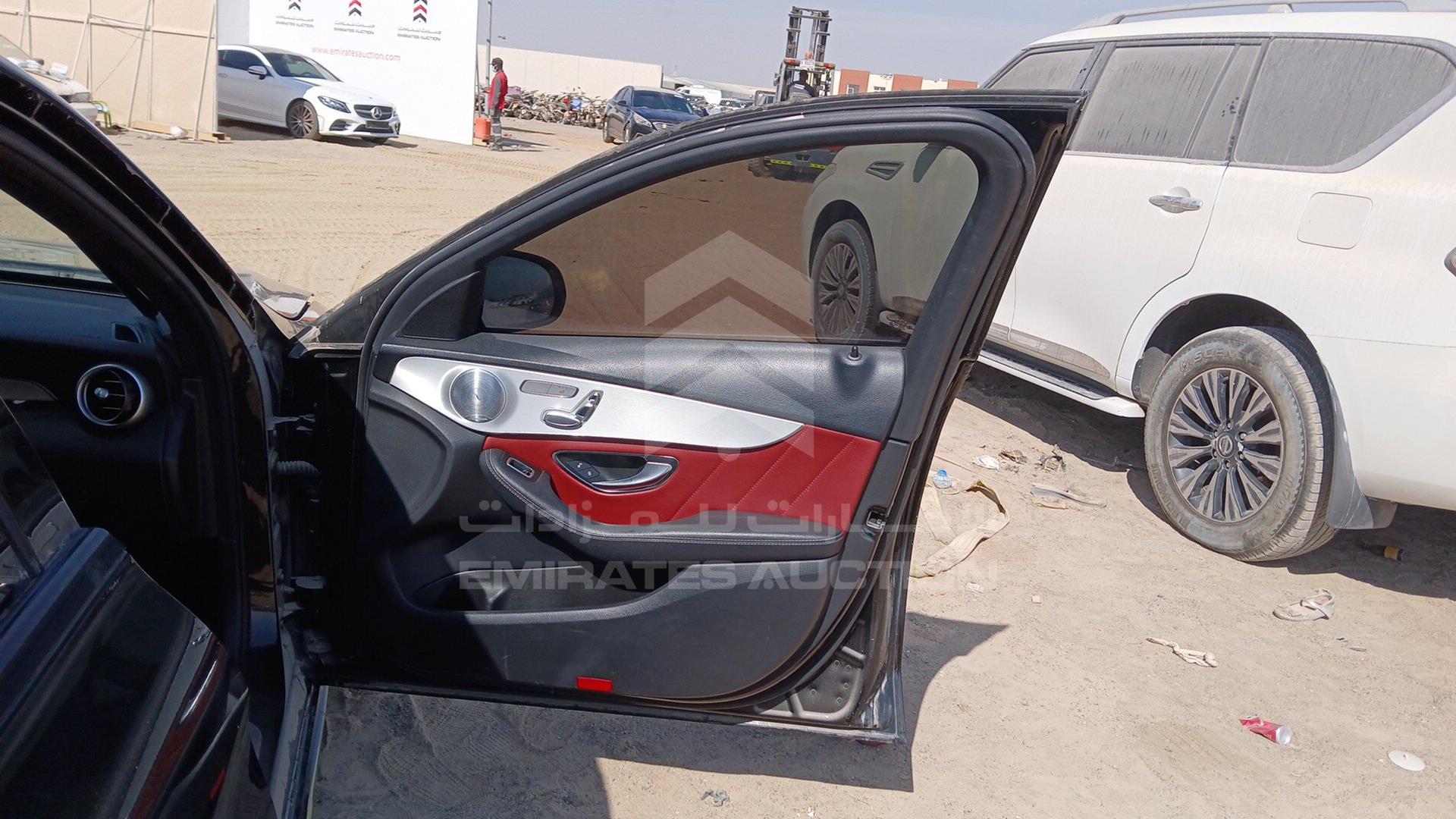 2019 MERCEDES C 300 VIN: 55SWF8DB6KU298088