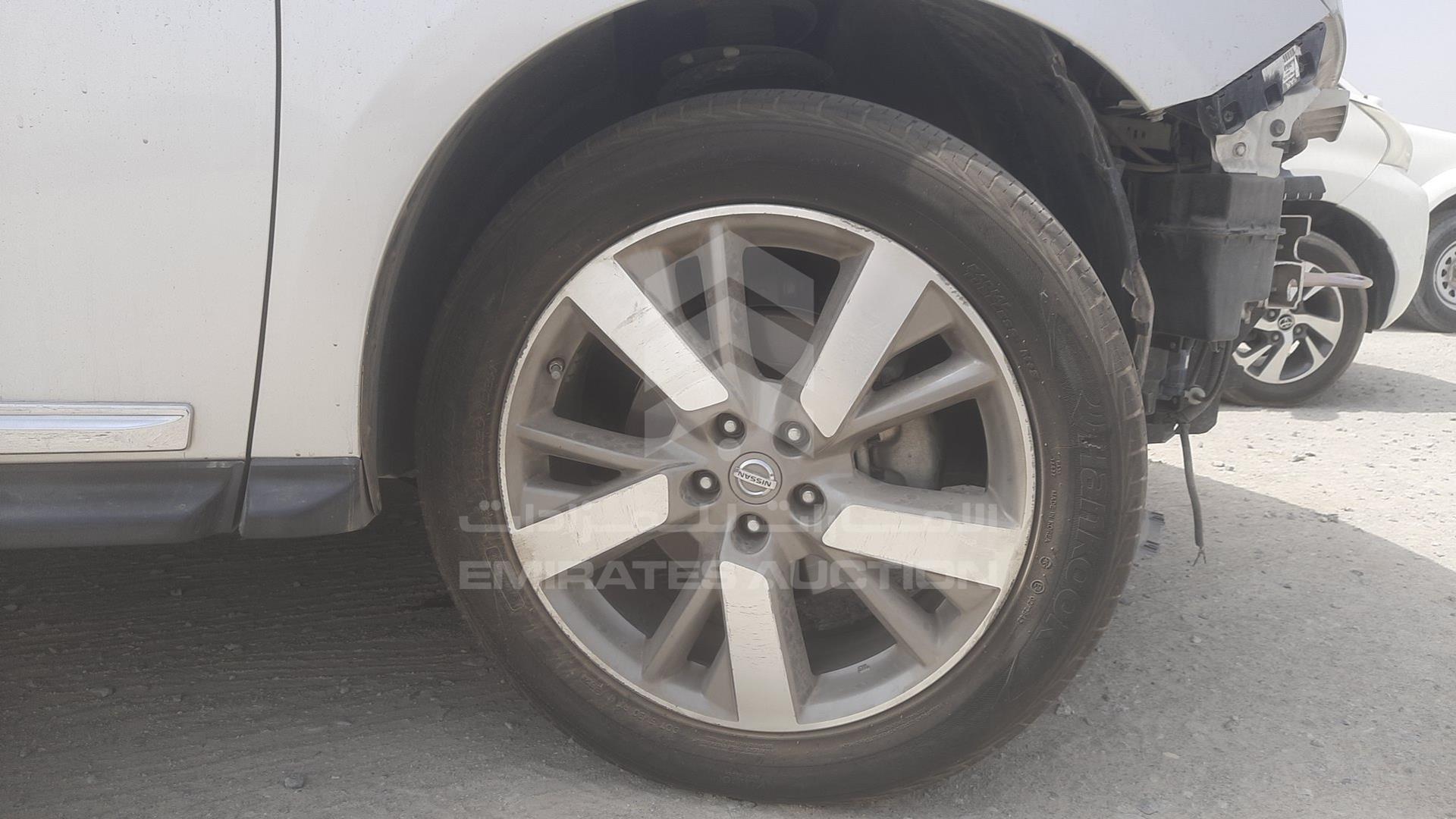 2014 NISSAN PATHFINDER VIN: 5N1AR2M72EC621528