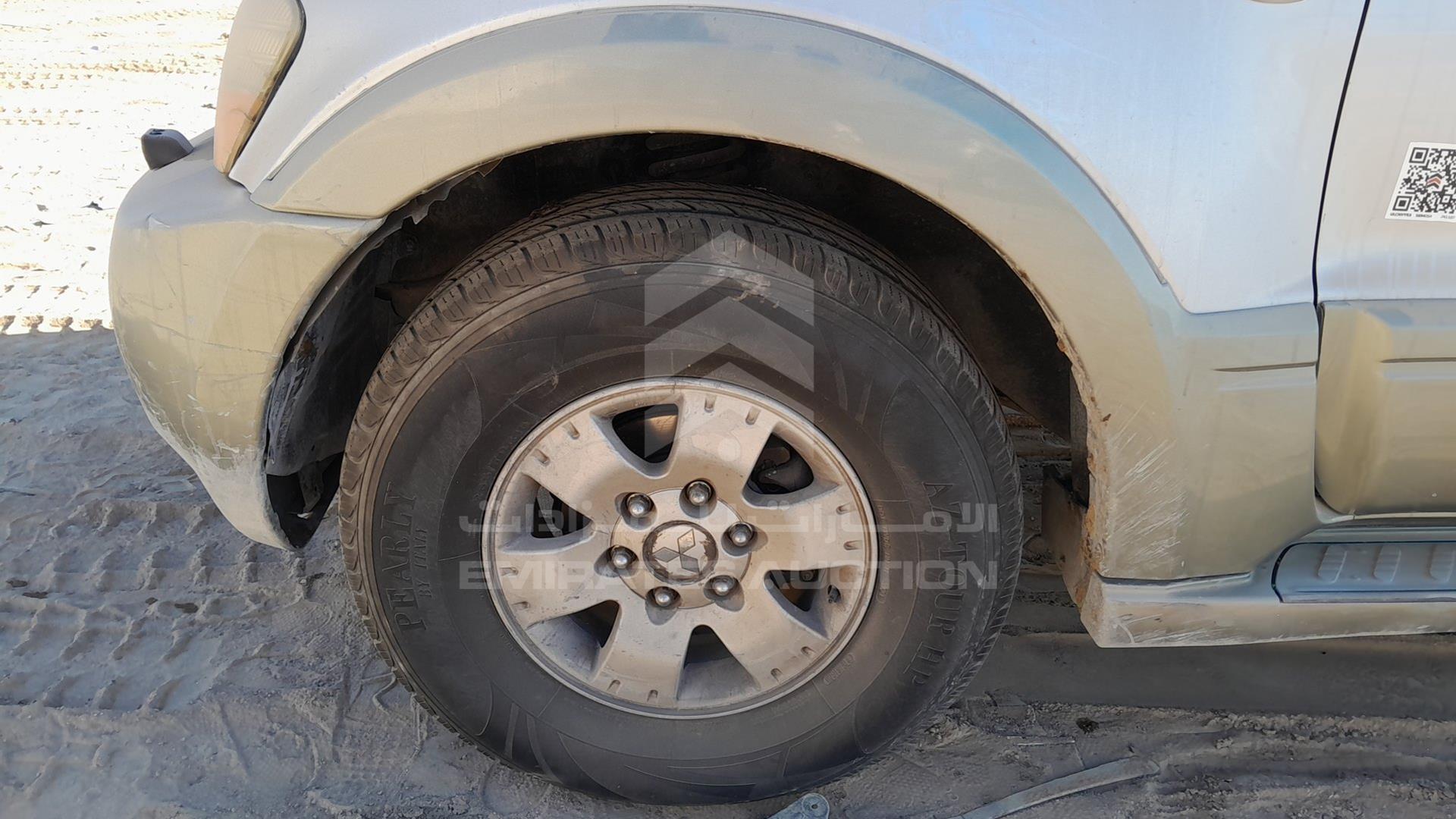 2004 MITSUBISHI PAJERO VIN: JE4MR62R04J702153