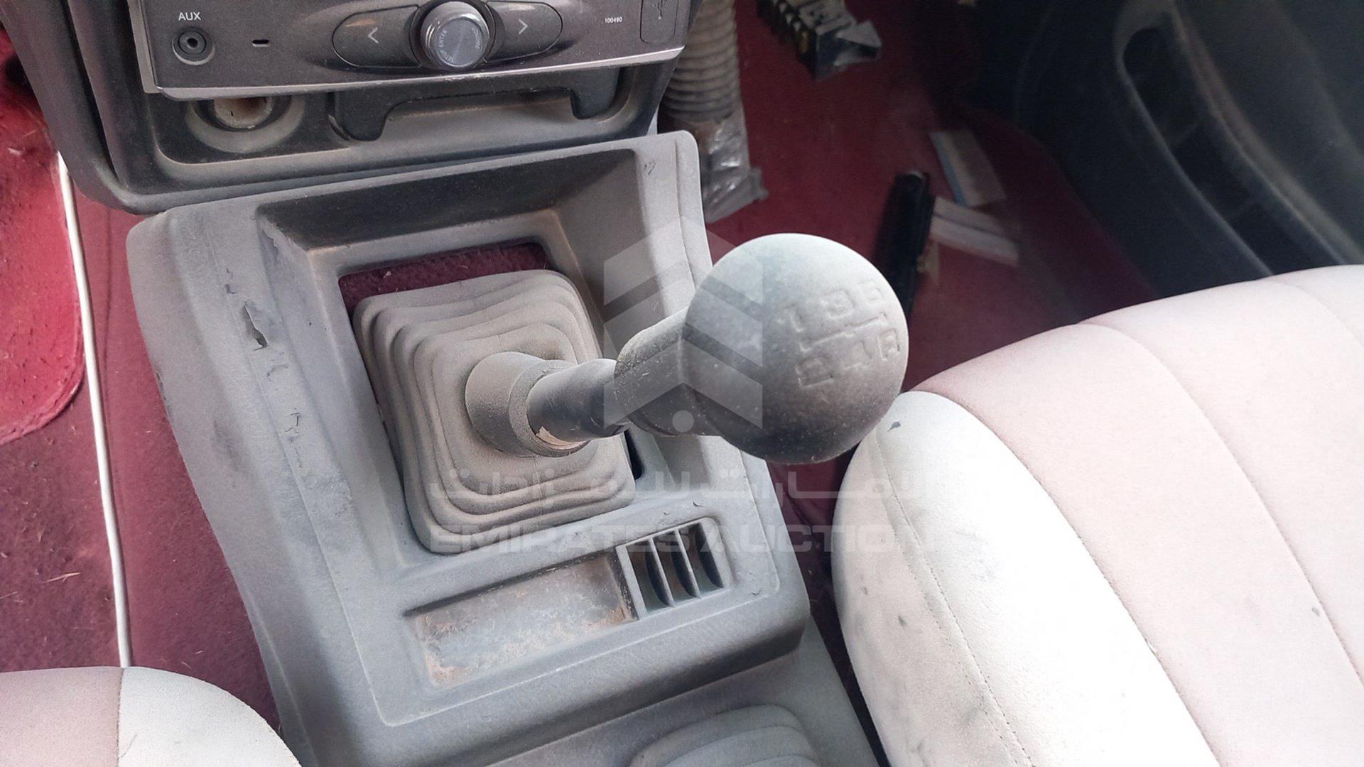 1994 SUZUKI VITARA VIN: TA11W100698