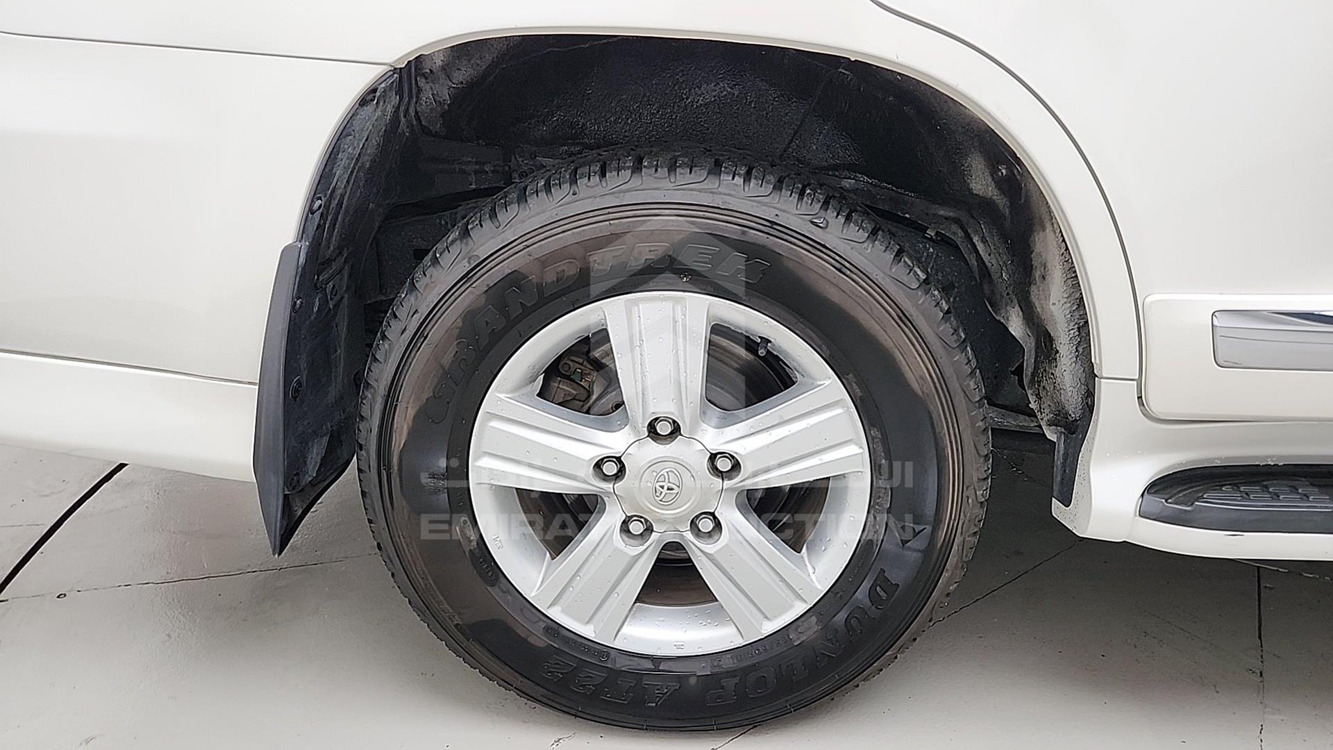 2014 TOYOTA LAND CRUISER VIN: JTMHX09J9E5043076