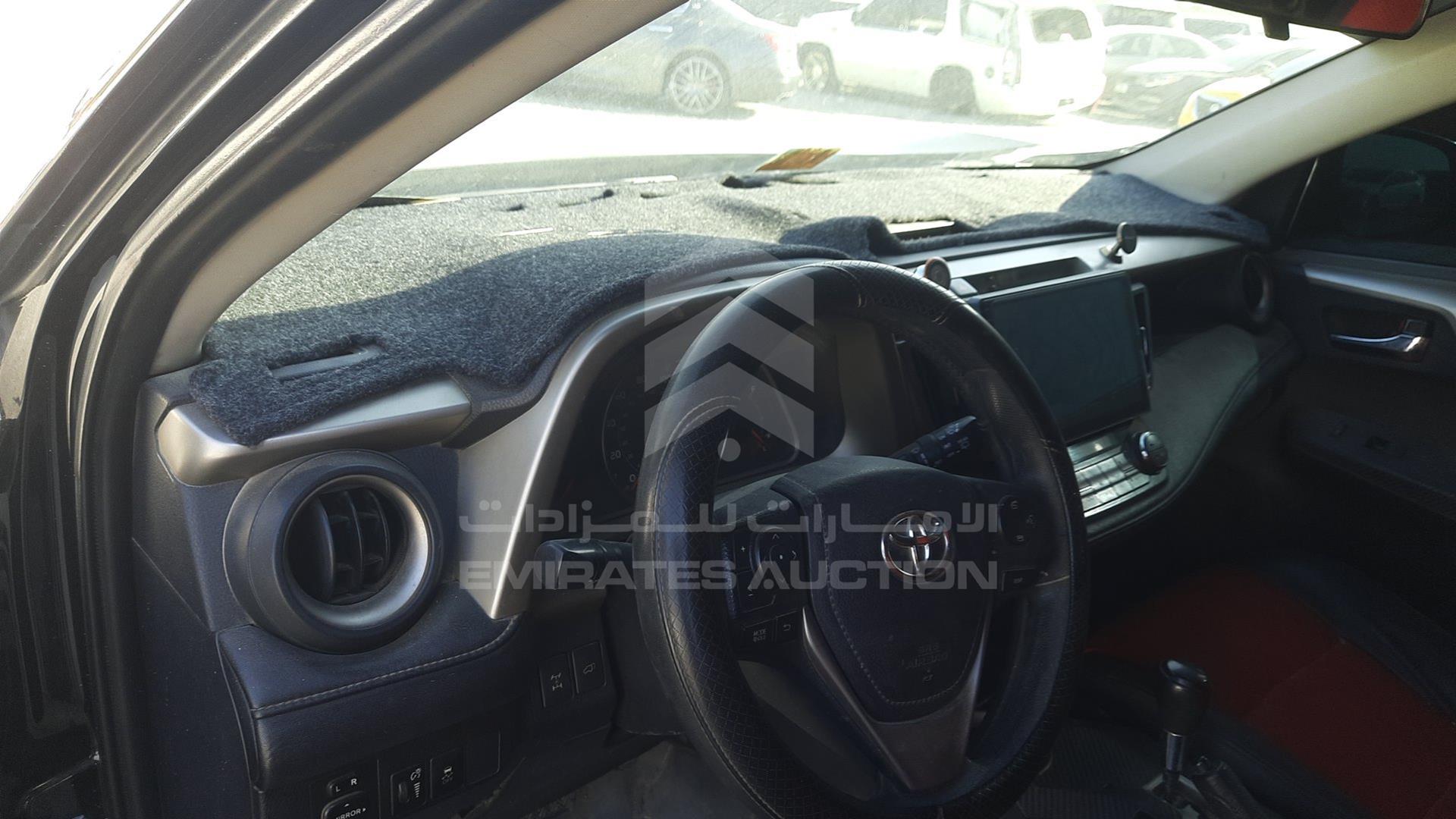 2015 TOYOTA RAV-4 VIN: 2T3RFREV8FW358109