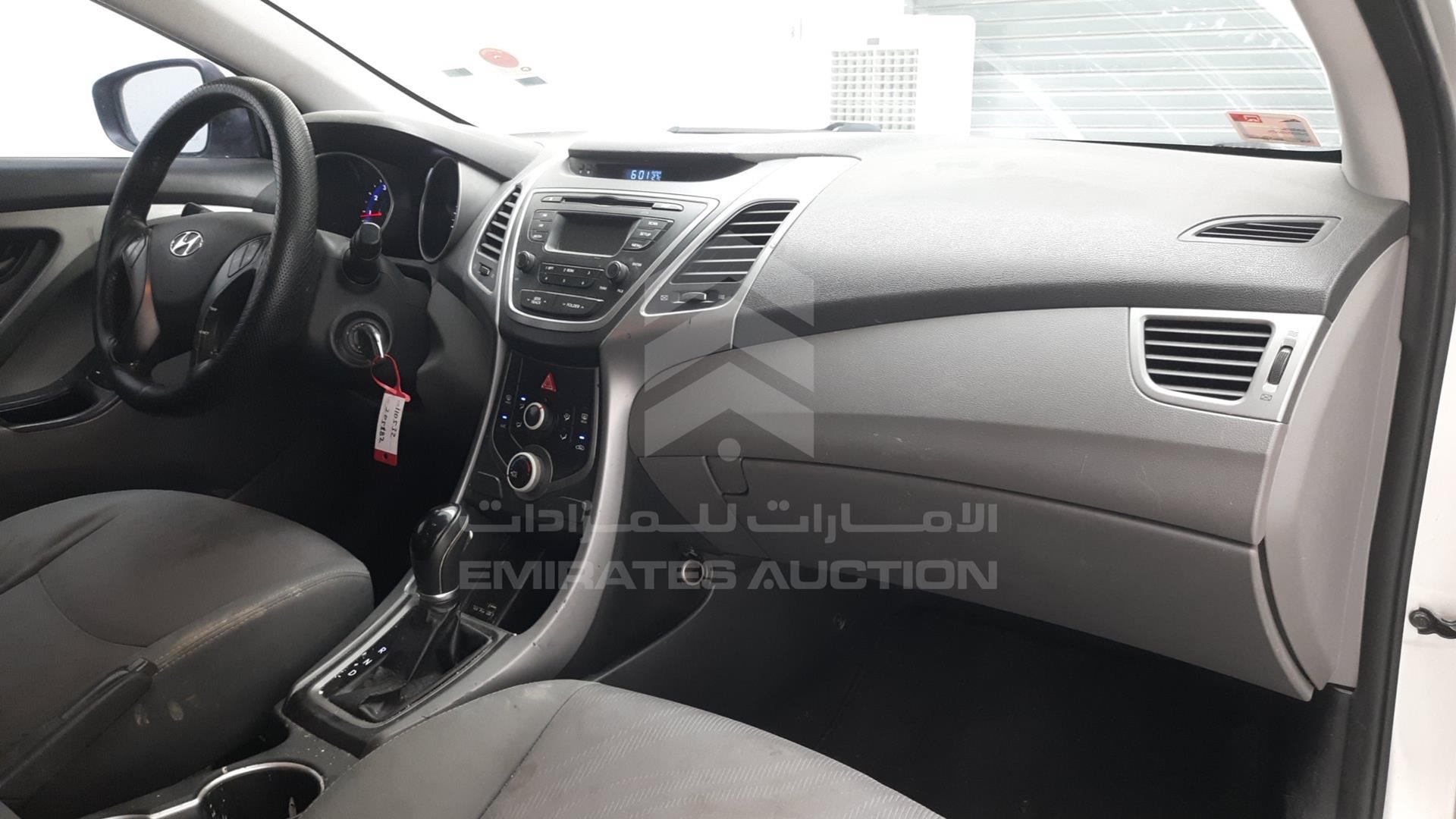 2015 HYUNDAI ELANTRA VIN: KMHDG41E6FU110532