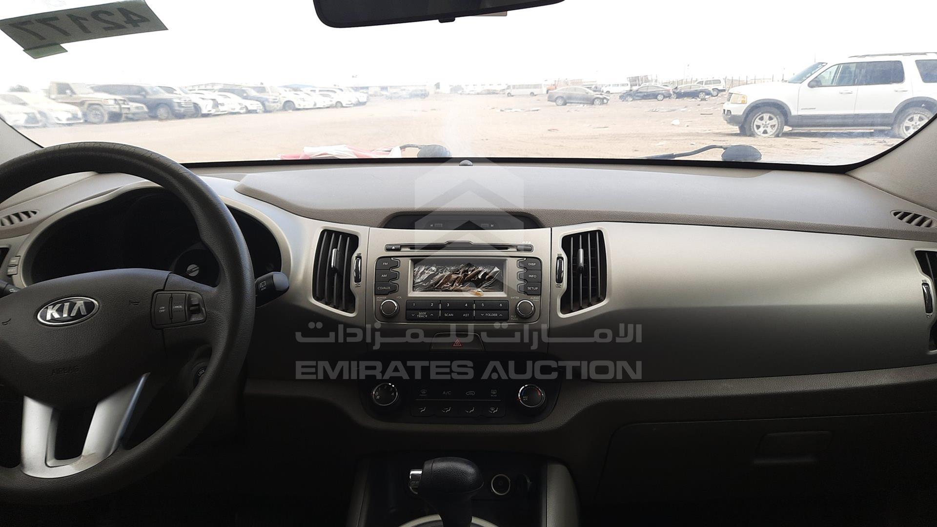 2014 KIA SPORTAGE VIN: KNAPB8129E7481403