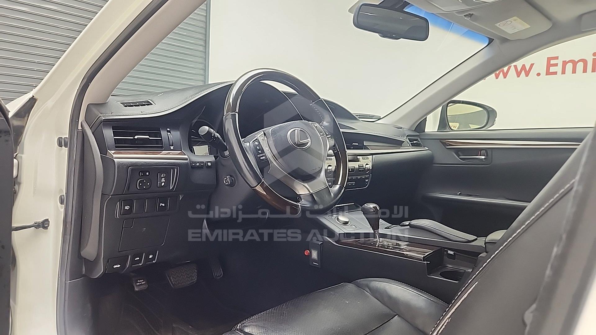 2014 LEXUS ES 350 VIN: JTHBK1GG8E2098152