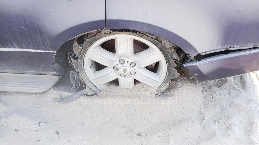 2004 Range Rover Vogue — Rear Left Tyre — Photo 32