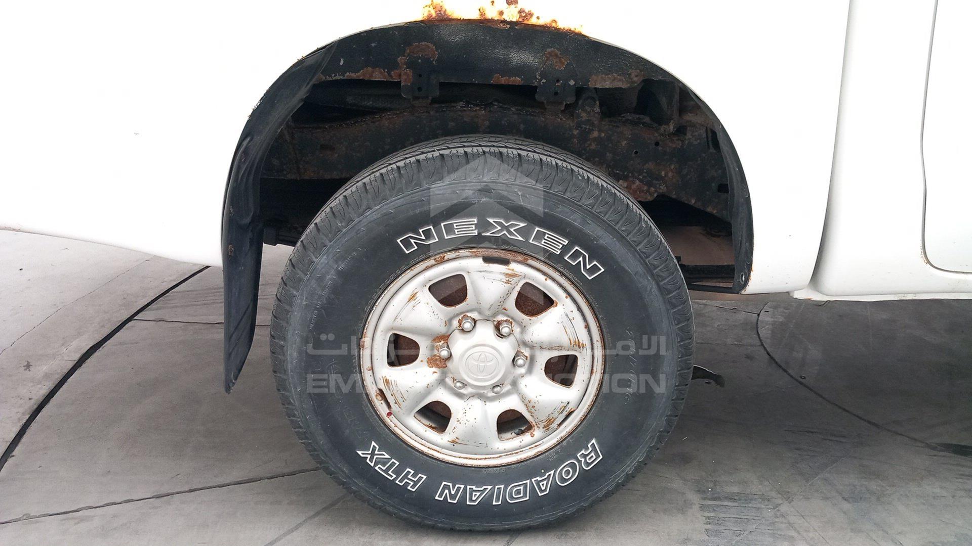 2015 TOYOTA HILUX VIN: MR0FX22G7F1437655