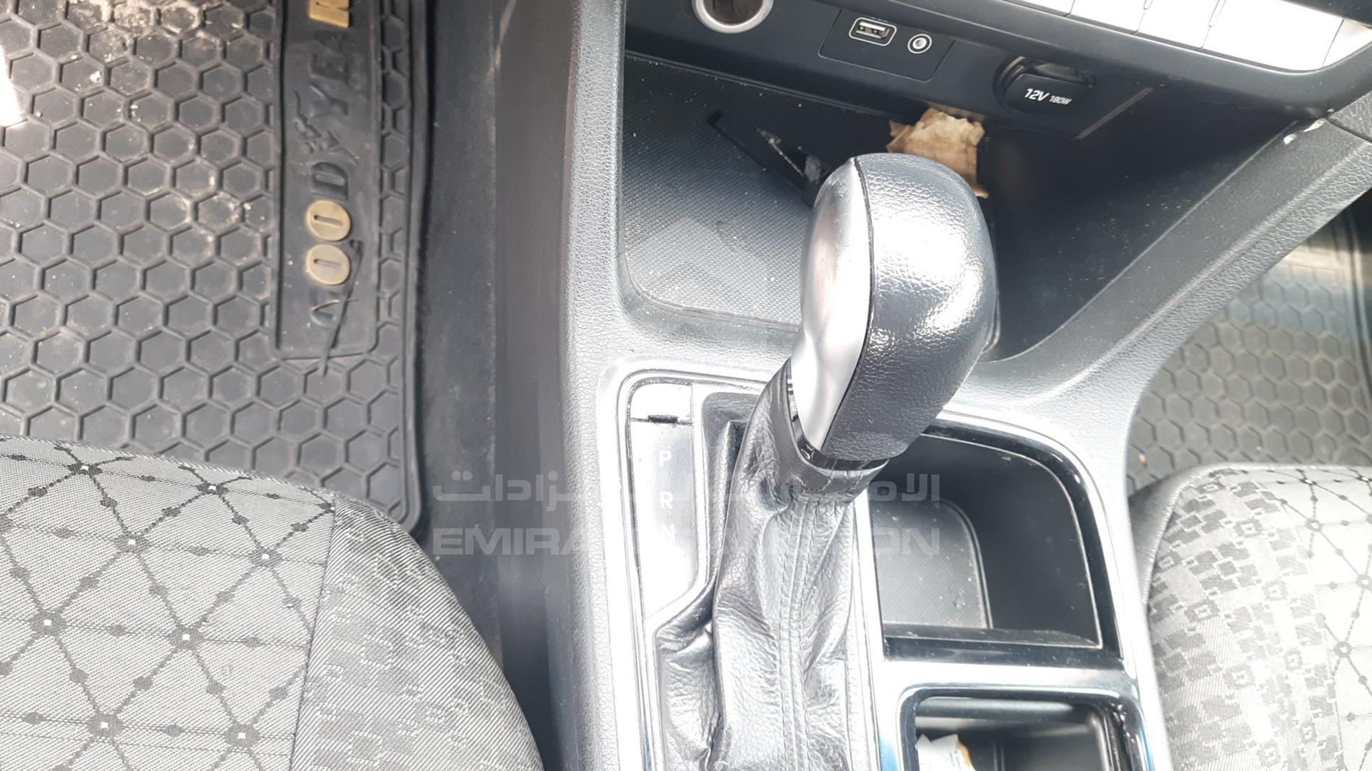 2019 HYUNDAI SONATA VIN: KMHE24135KA092960