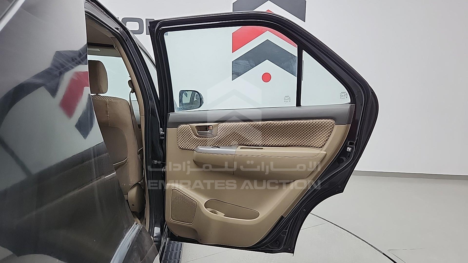 2013 TOYOTA FORTUNER VIN: MHFYX59G3D8047305