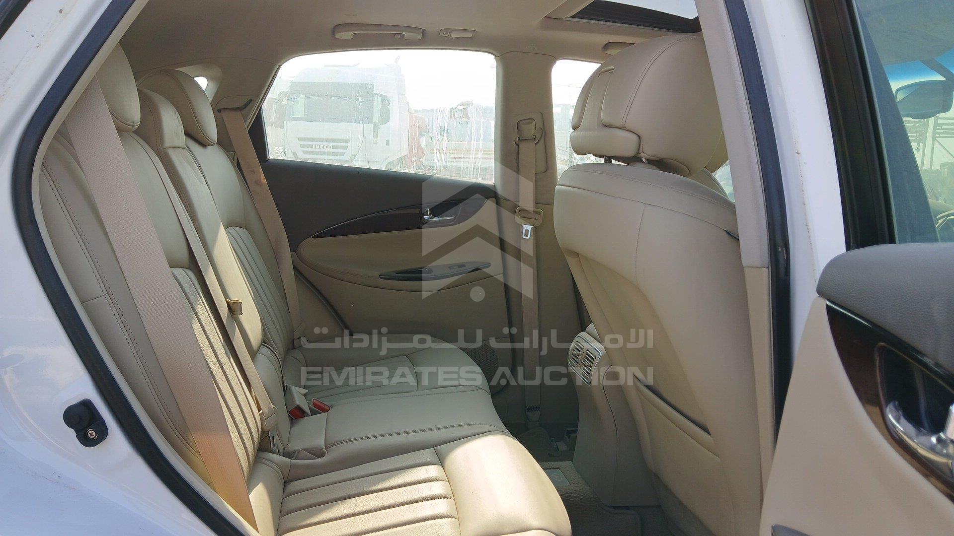 JNRBJ0HR2FM260166 - 2015 Infiniti QX50 - #507416