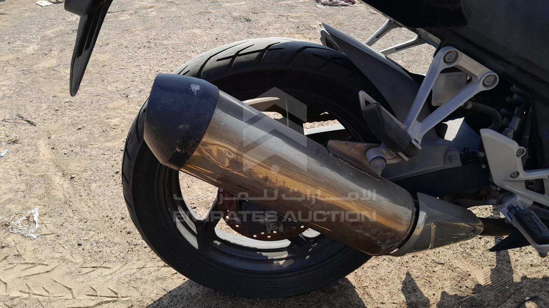 2015 HONDA CB300R VIN: MLHNC51A0F5100108
