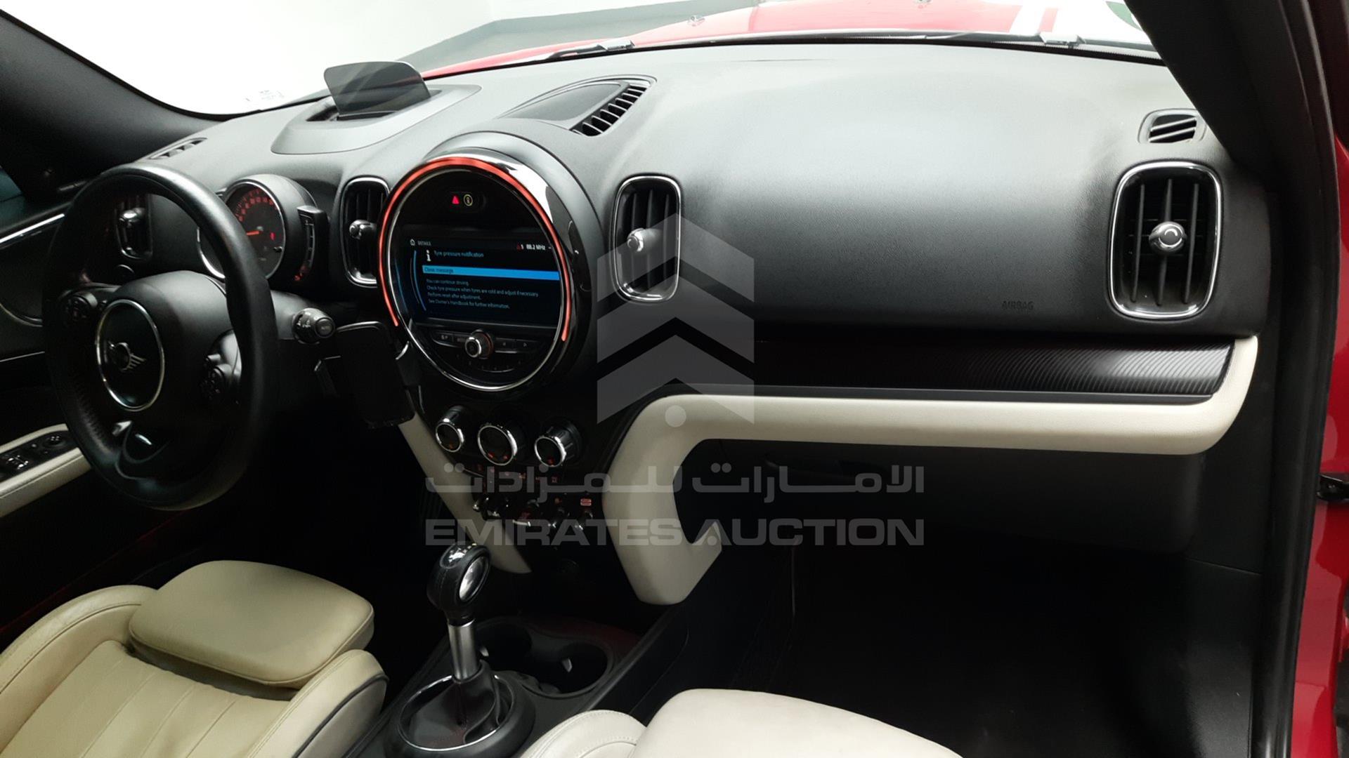 2018 MINI COOPER COUNTRYMAN VIN: WMWYT1107J3E88636