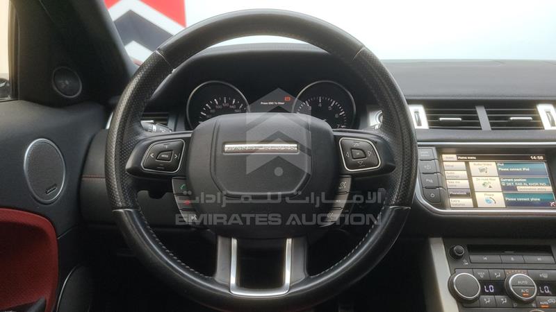 SALVA2BG0EH935397 Auction: EmiratesAuction Lot: 416781 SALVA2BG0EH935397 Range Rover Evoque 2014 WHITE Photo 20