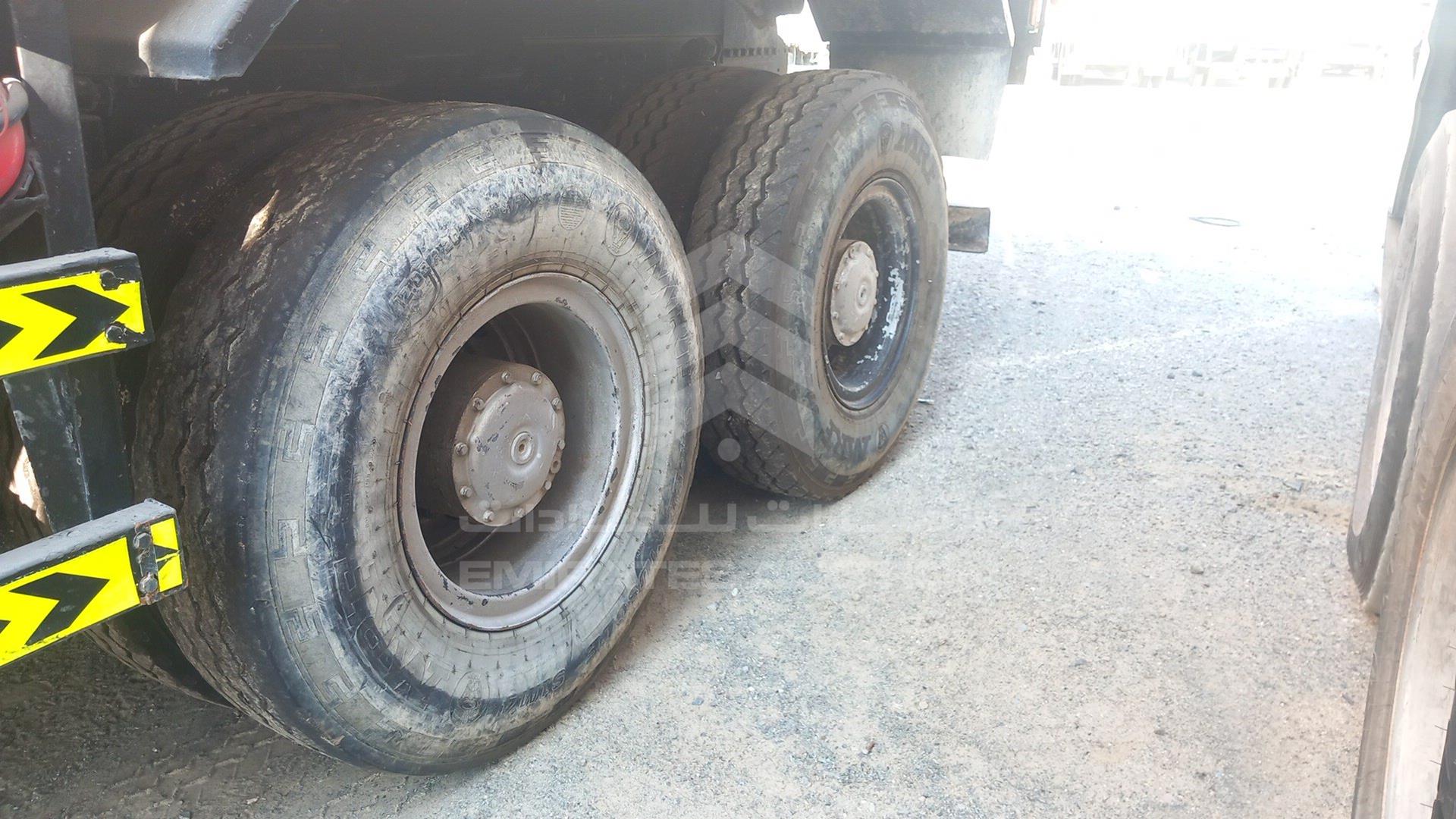 2007 MERCEDES ACTROS VIN: WDAKHCAAX7L164121