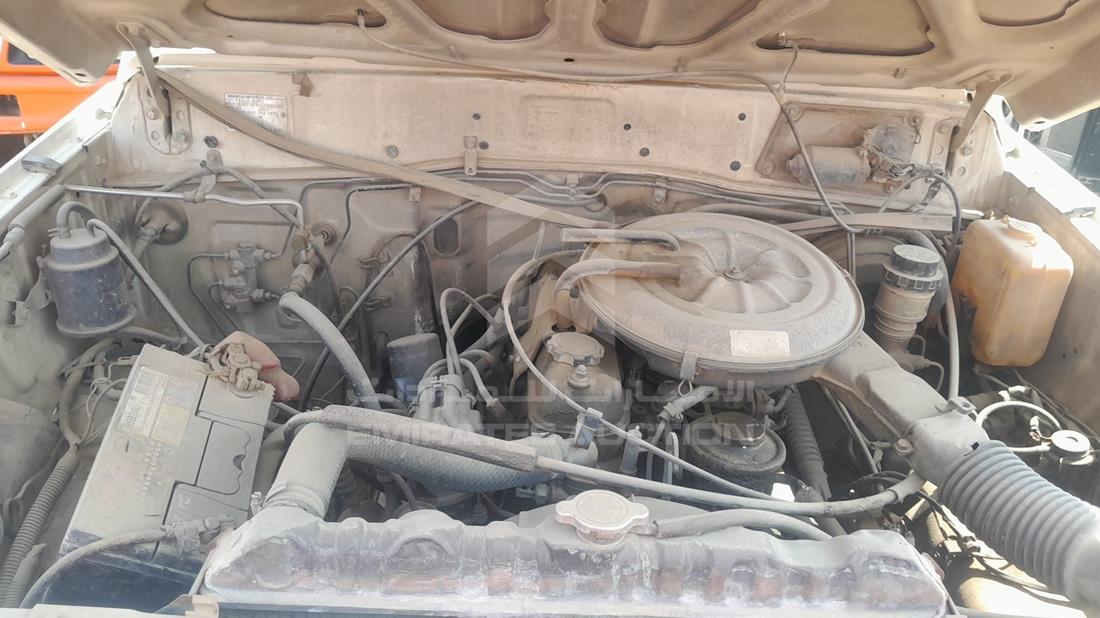 2001 Daihatsu Rocky — Engine Bay — Photo 25
