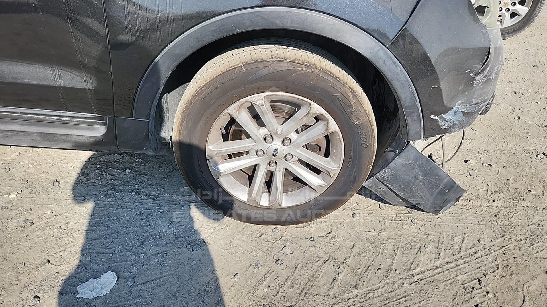 2014 FORD EXPLORER VIN: 1FM5K8B8XEGC43147