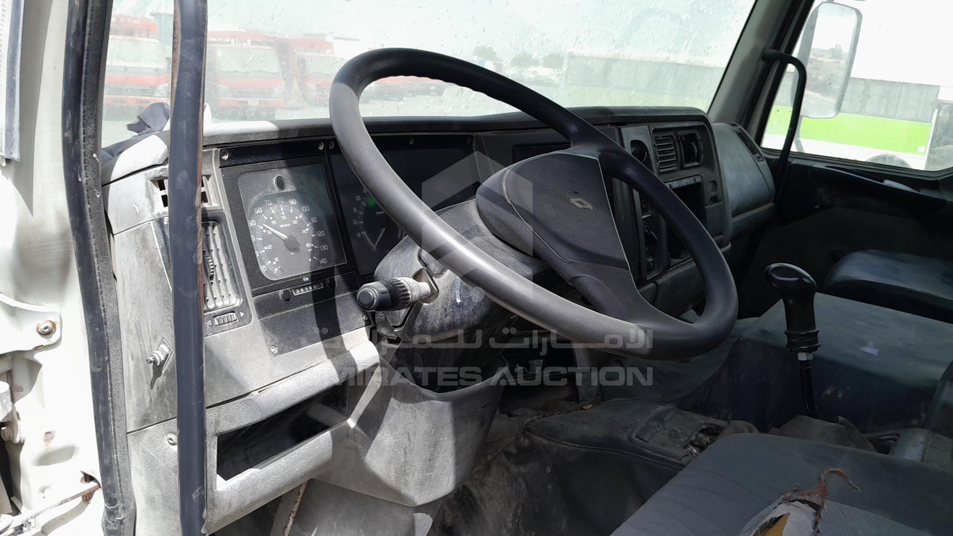2006 RENAULT TRUCK VIN: VF633DVC06E105830