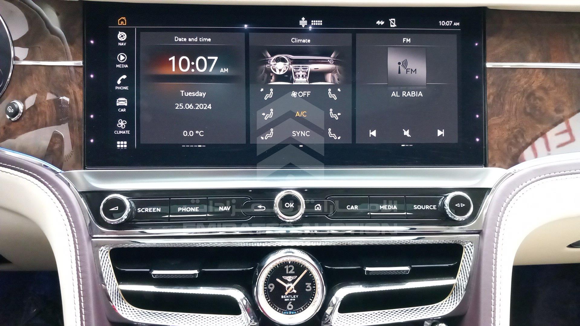 2020 BENTLEY FLYING SPUR VIN: SCBBA5ZG1LC083009