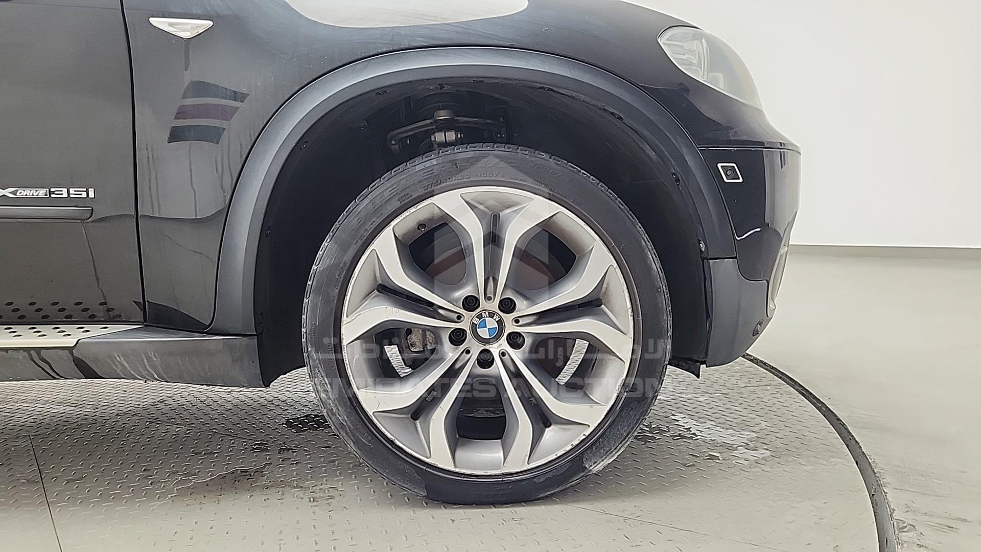 2013 BMW X5 VIN: WBAZV4107DL923737