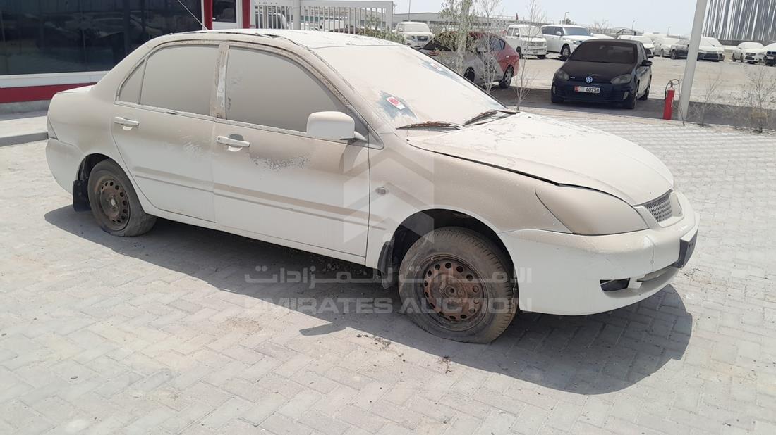 2007 Mitsubishi Lancer — Front Right Angle — Photo 9