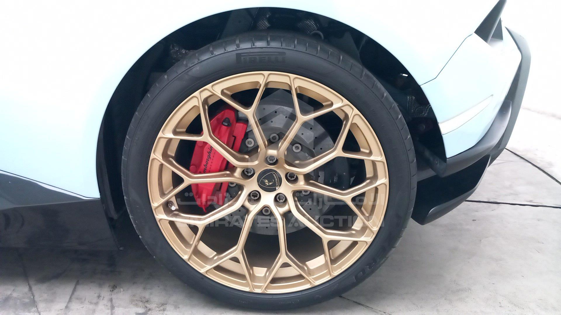2018 LAMBORGHINI HURACAN VIN: ZHWED4ZF5JLA10123