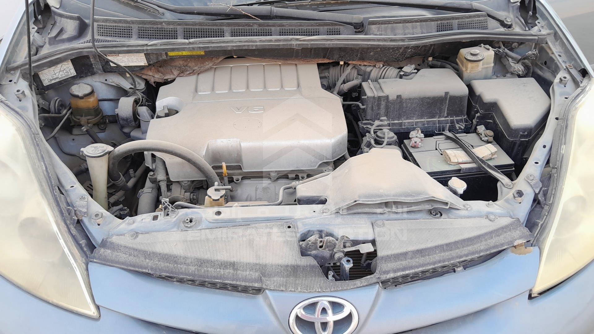 2010 TOYOTA SIENNA VIN: 5TDYK4CC9AS302282