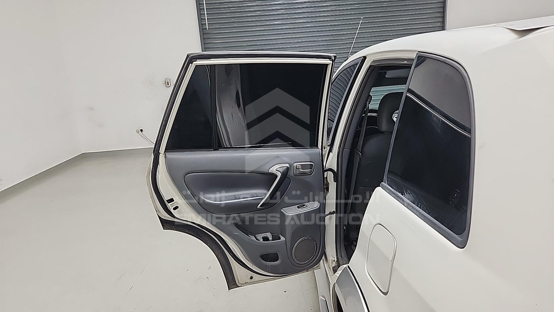 2003 TOYOTA RAV-4 VIN: JTEHH20V330258368