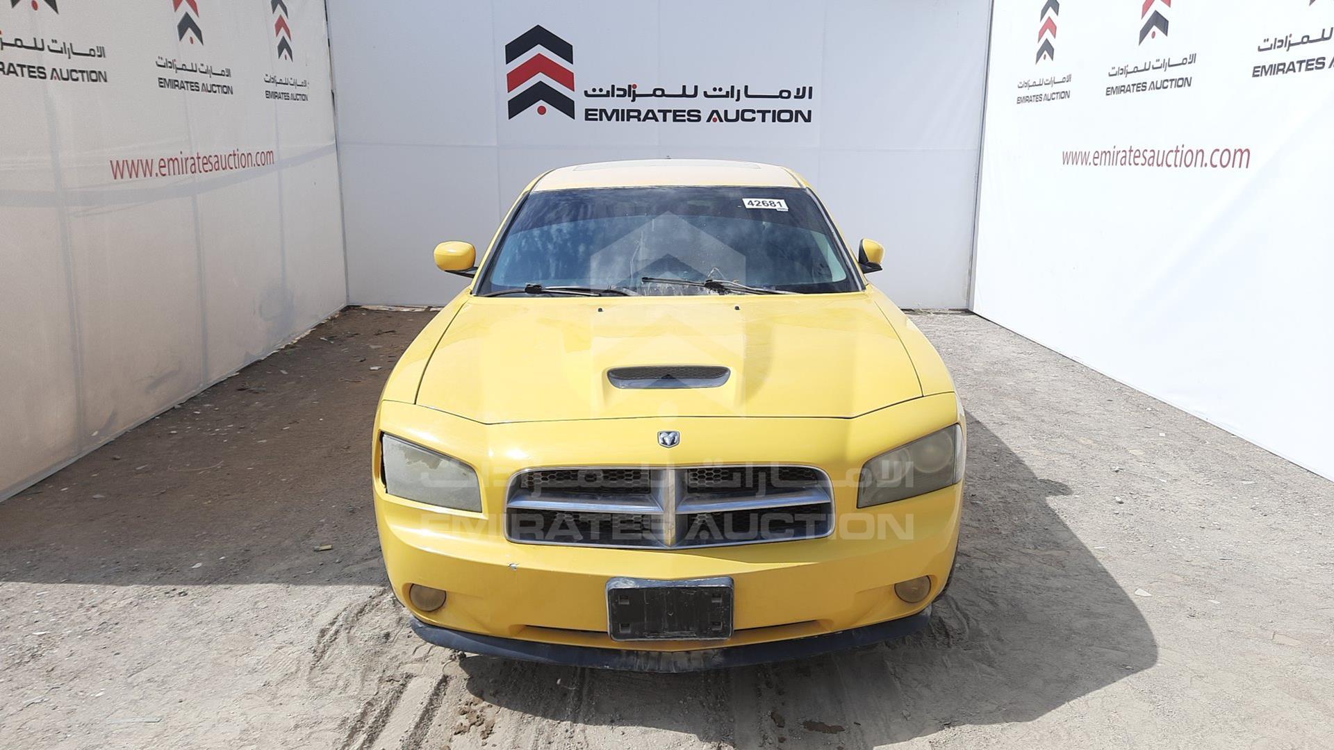 2008 DODGE CHARGER VIN: 2B3KA33G18H316452