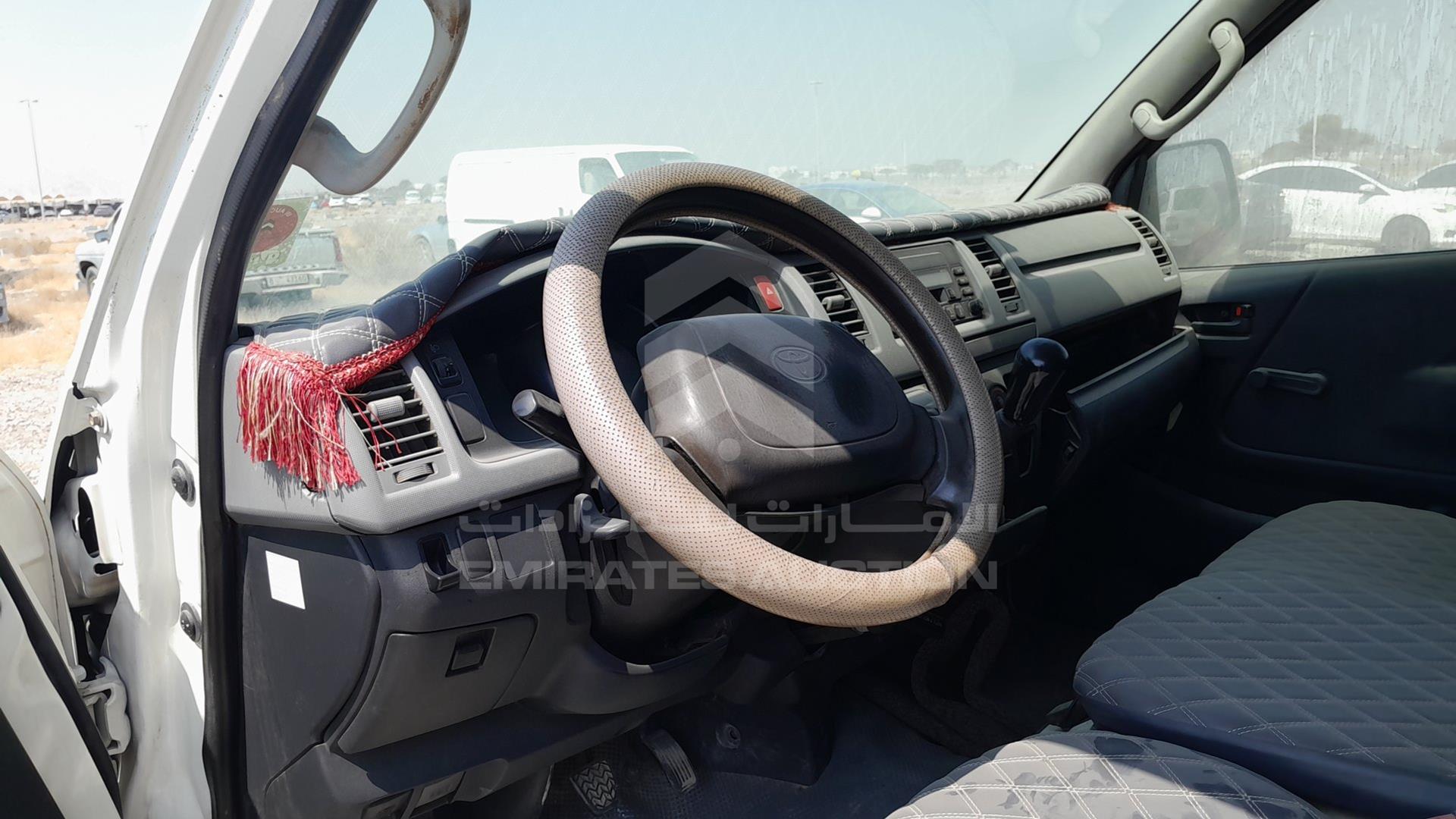 2006 TOYOTA HIACE VIN: JTFHX02P860008744