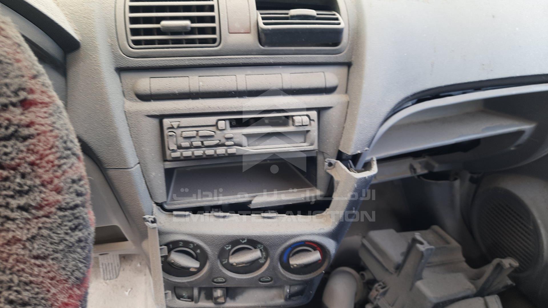 2005 KIA PICANTO VIN: KNABA24375T137381