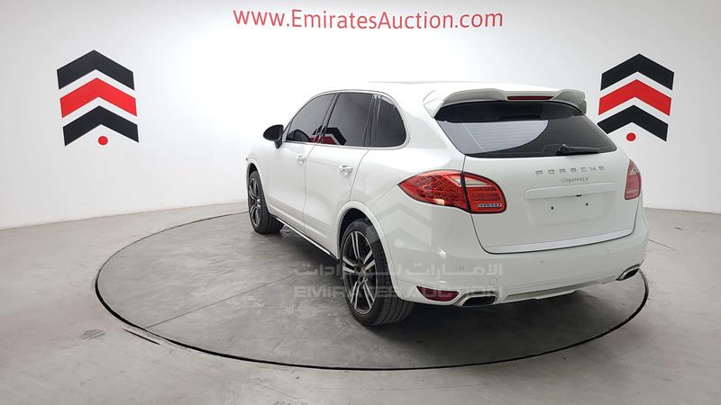 WP1ZZZ92ZDLA85442 2013 Porsche Cayenne S photo 10