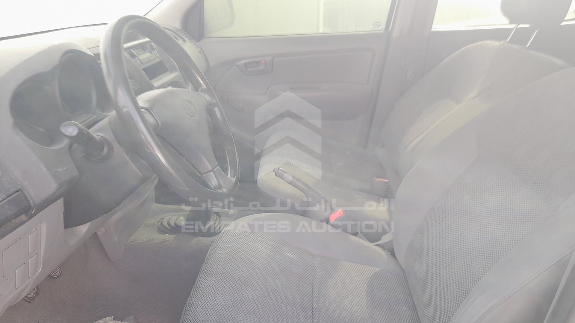 2007 TOYOTA HILUX VIN: MR0EX12G572301980