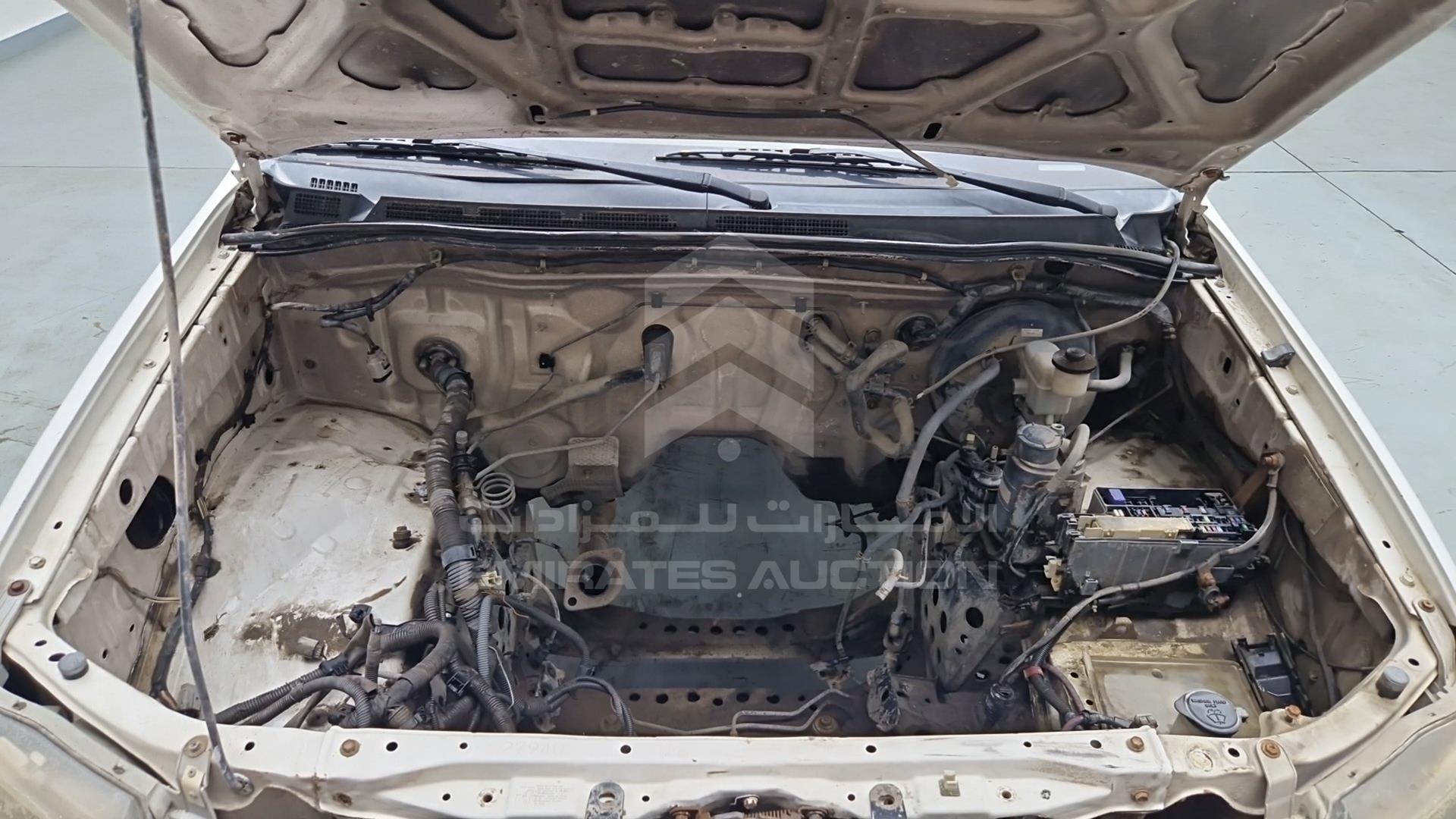 2007 TOYOTA HILUX VIN: MR0EW12G772009704
