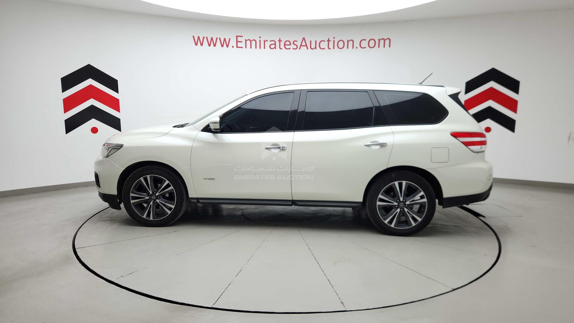2019 NISSAN PATHFINDER VIN: 5N1CR2M84KC578937
