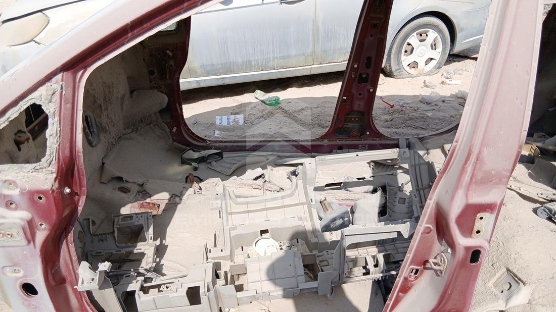 2006 Nissan Tiida — Front Left Door — Photo 9