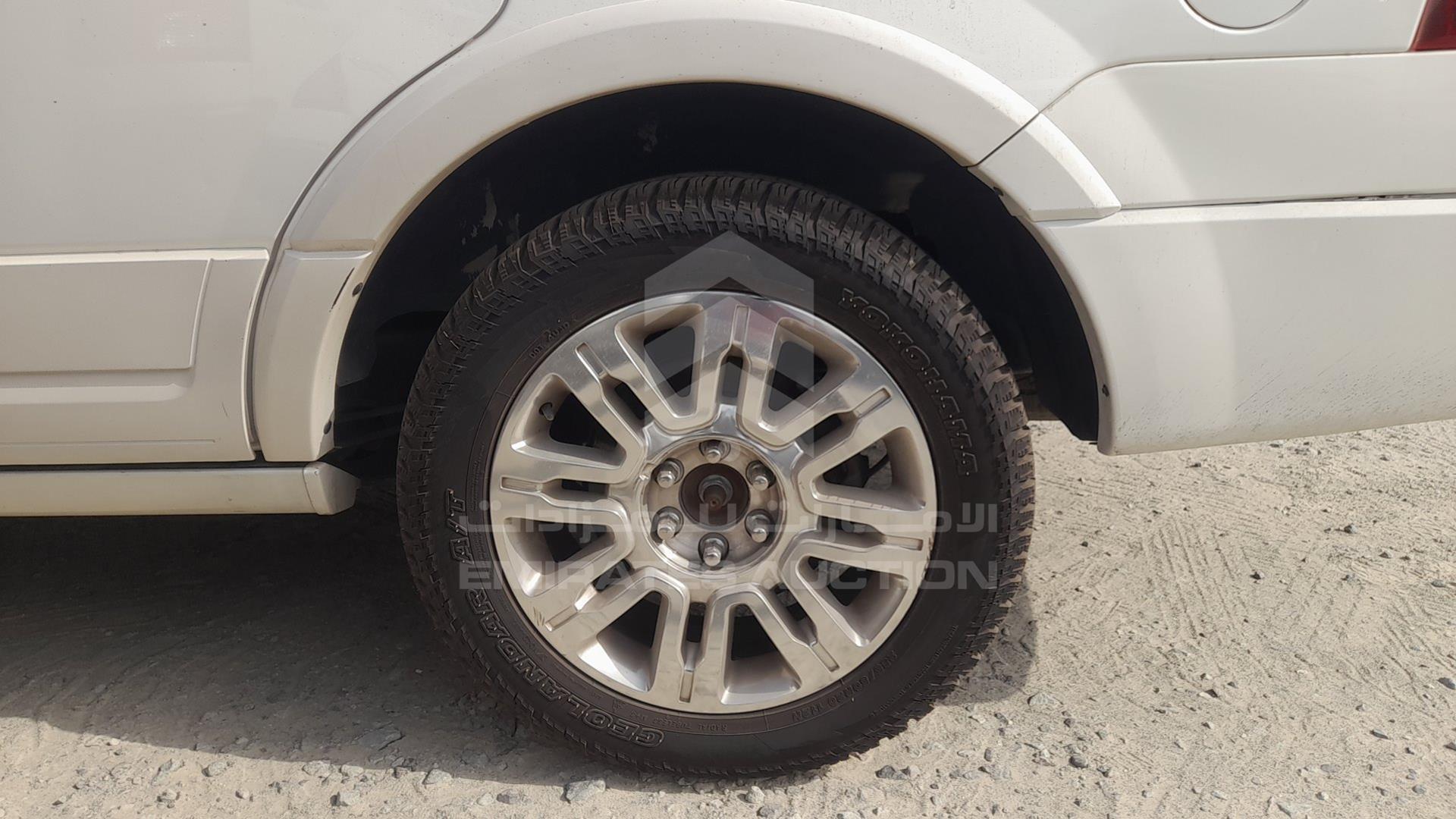 2014 FORD EXPEDITION VIN: 1FMJU2A55EEF47298