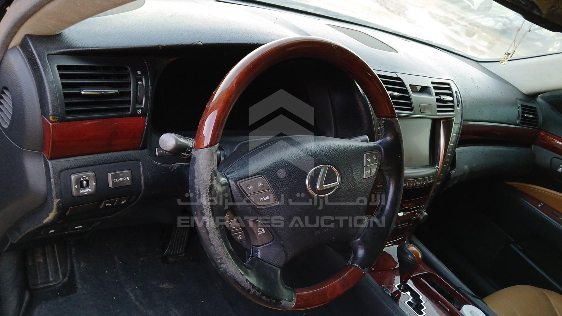 2007 LEXUS LS 460 VIN: JTHBL46F375024677