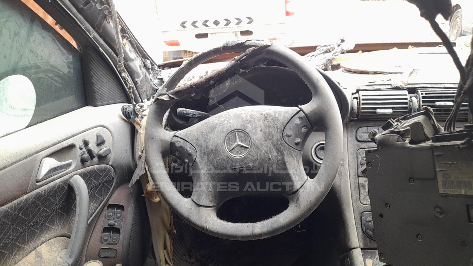 0 MERCEDES C200 VIN: WDB2030451F152756