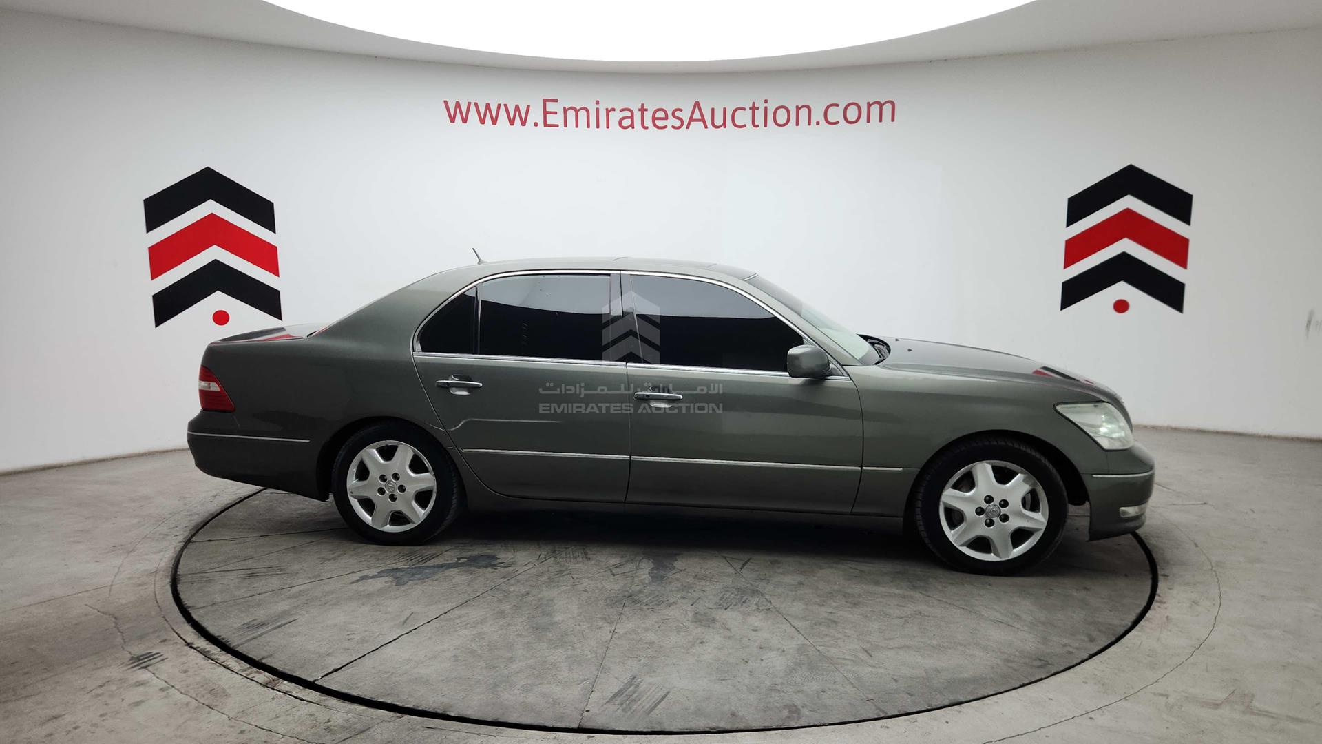 2004 LEXUS LS 430 VIN: JTHBN36F340136781