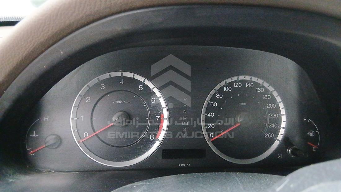 2010 Honda Accord — Speedometer & RPM Gauges — Photo 17