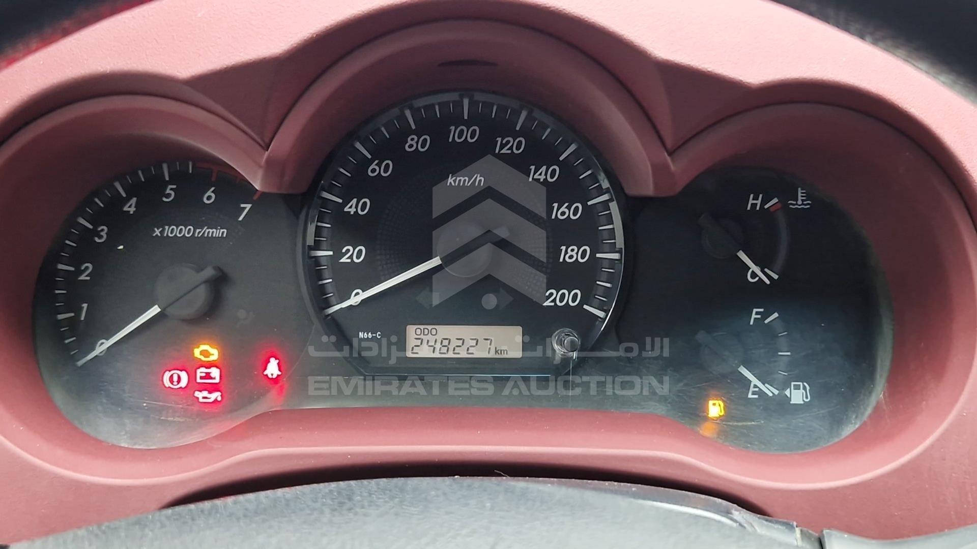 2015 TOYOTA HILUX VIN: MR0EX12G7F2352671